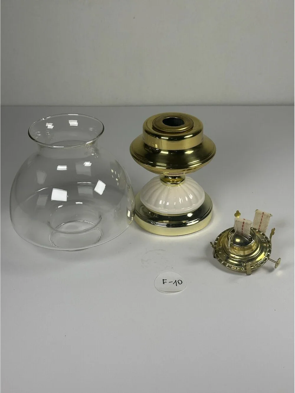 Vintage Style Brass & Ceramic Oil Lamp with Glass Chimney - Storage F-10